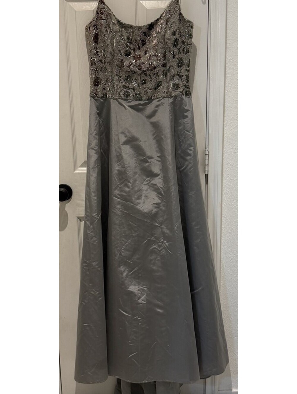 Vintage Badgley Mischka 90s Beaded Gunmetal Silk Ball Gown – Size 6 Made in USA